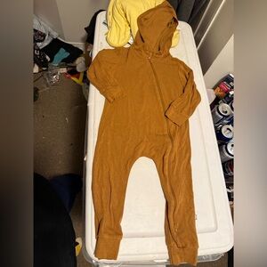 Kyte baby hooded romper